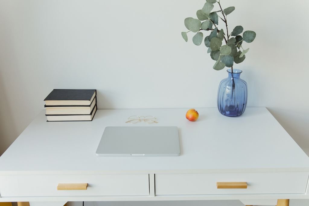 Home office organization for small apartments with a tidy desk setup